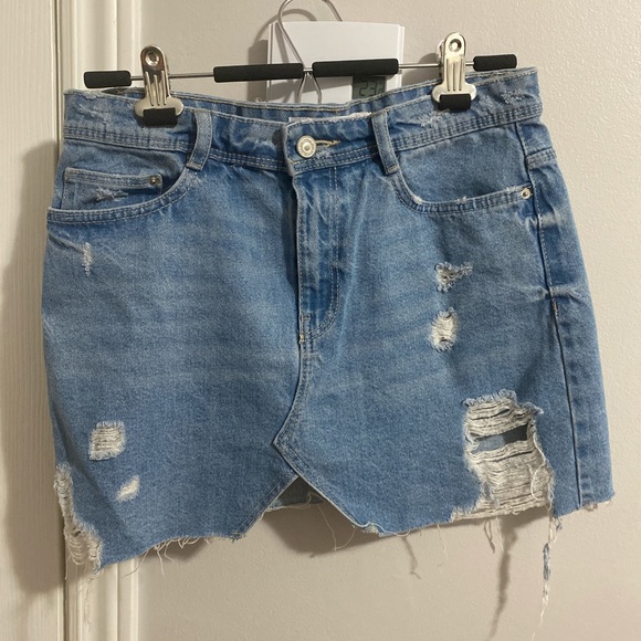 ZARA DENIM SKIRT - Picture 1 of 3